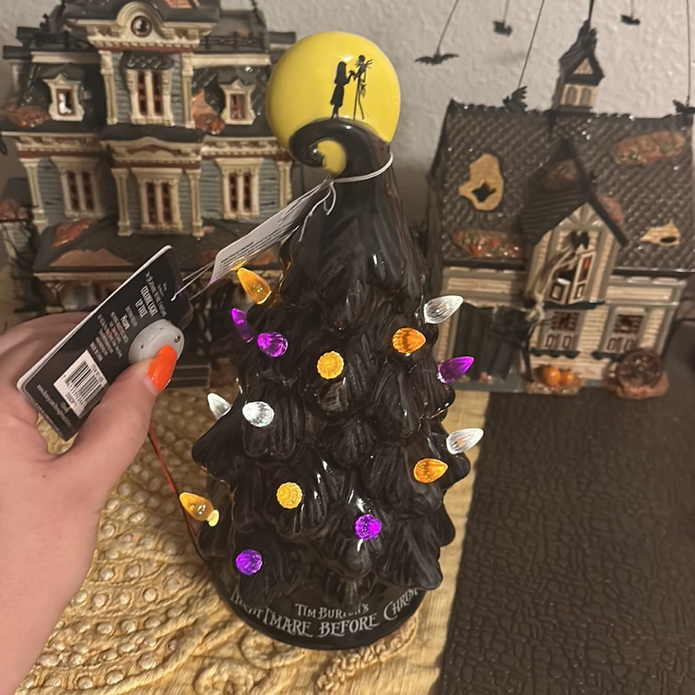 Ceramic tree nightmare before Christmas 30th anniversary VHTF